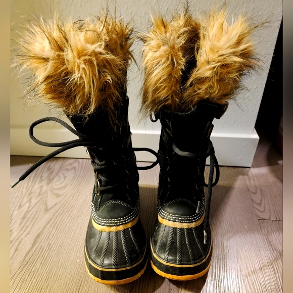 Sorel Shoes - Sorel Joan of Arc snow boots